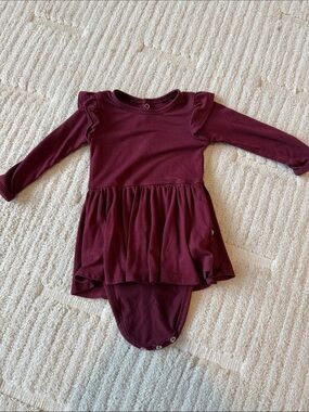 Kyte BABY Plum Snap-Shoulder Ruffle Bodysuit